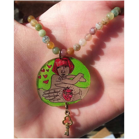 NWT Handmade beaded charm Necklace w/tiny key - Picture 5 of 6